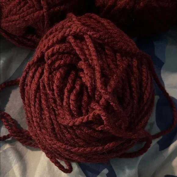 Premier Wine Chunky Yarn - Picture 4 of 4